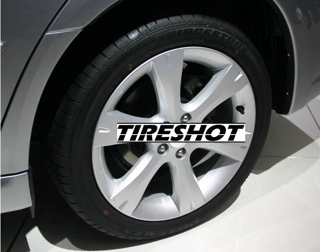 Tire Bridgestone Potenza RE050A